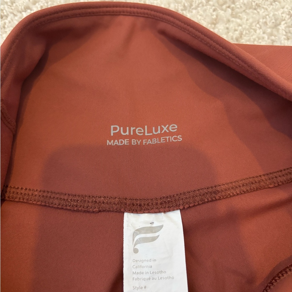 Fabletics Oasis PureLuxe Crossover 7/8 Leggings - Picture 4 of 6